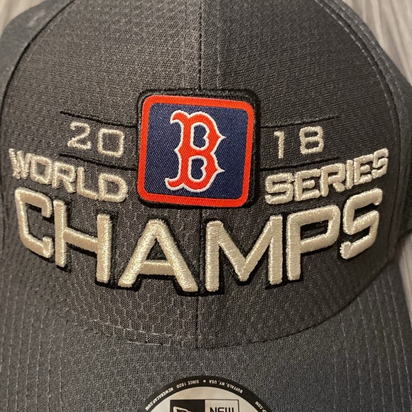 ⚾️ 2018 Boston World Series CHAMPS baseball hat - Picture 3 of 4